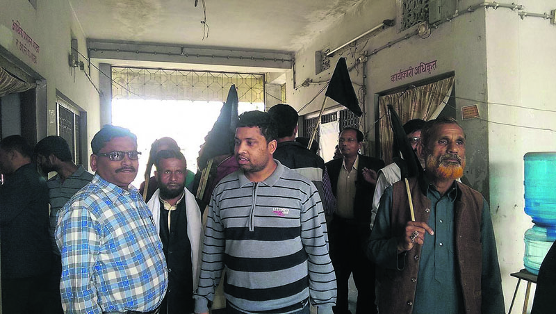 UDMF cadres tear down local unit signboards, padlock offices